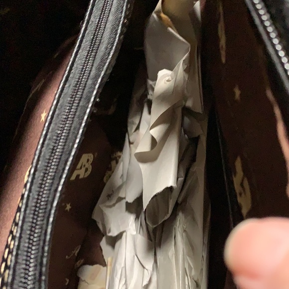 - Montana West Black Diamond Handbag and Wallet Set - Picture 6 of 16